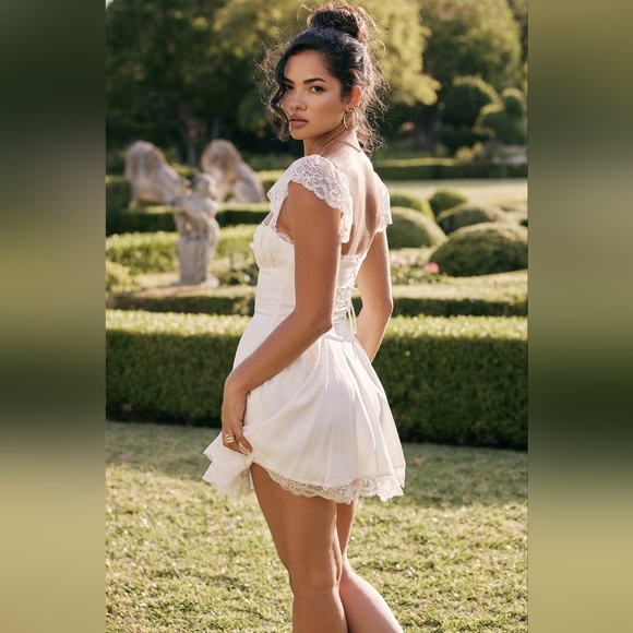 Ivory House of CB 'Kaia' -large - Picture 4 of 16